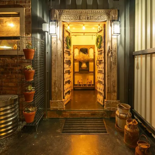 Miracle Mountain Forest Cottage，位于霍维克的酒店
