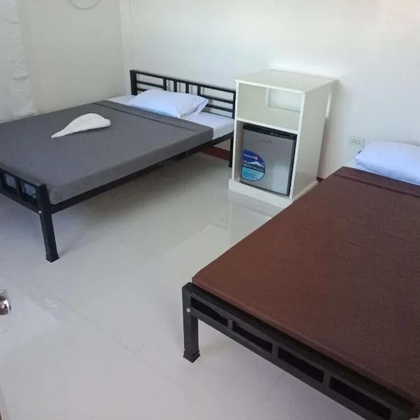 Ubay Pacific Guesthouse，位于Ubay的酒店