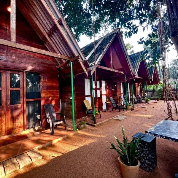 Cool Banyan Cabana，位于亭可马里的酒店