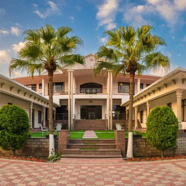 Seclude Tea Estate, Palampur，位于帕拉姆普尔的酒店