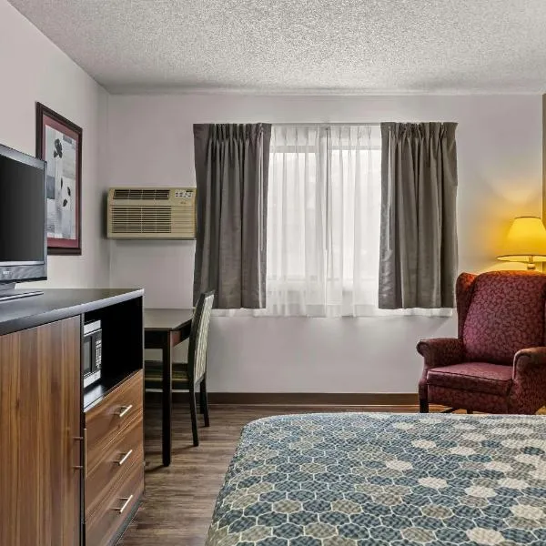 FairBridge Inn Express Billings Airport，位于比林斯的酒店