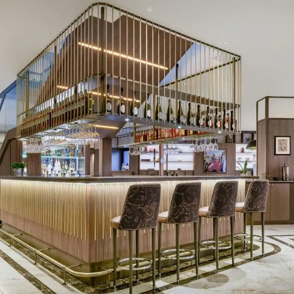 米兰万豪AC酒店，位于米兰的酒店