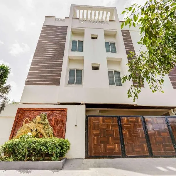 Inn10 Homestays and Resort，位于钦奈的酒店