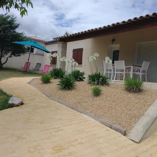 gîte le Mistralou，位于Saint-Montan的酒店
