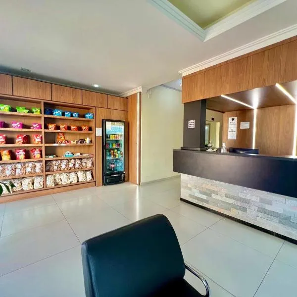 HOTEL GUAIRACÁ，位于瓜拉普阿瓦的酒店