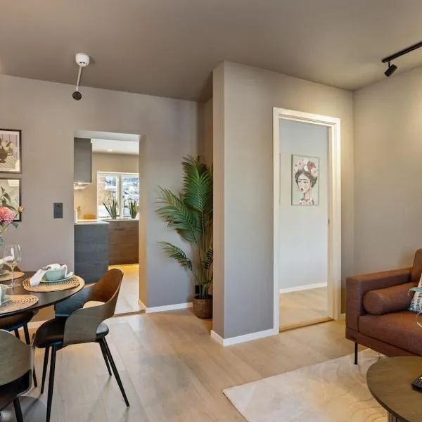 Penthouse l Close To City Center l Balcony With City View l 3 bedroom，位于德拉门的酒店