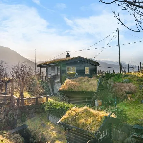 Gildeskaal - A Fairytale Stay in Rosendal，位于鲁森达尔的酒店