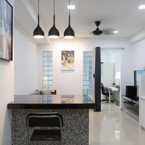 SS15 Courtyard Subang Jaya Sunway Designer Studio Suite Netflix WiFi，位于梳邦再也的酒店