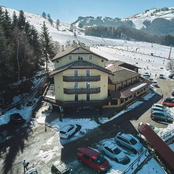 Hotel Dolomiti - Azzurro Club，位于布伦托尼科的酒店