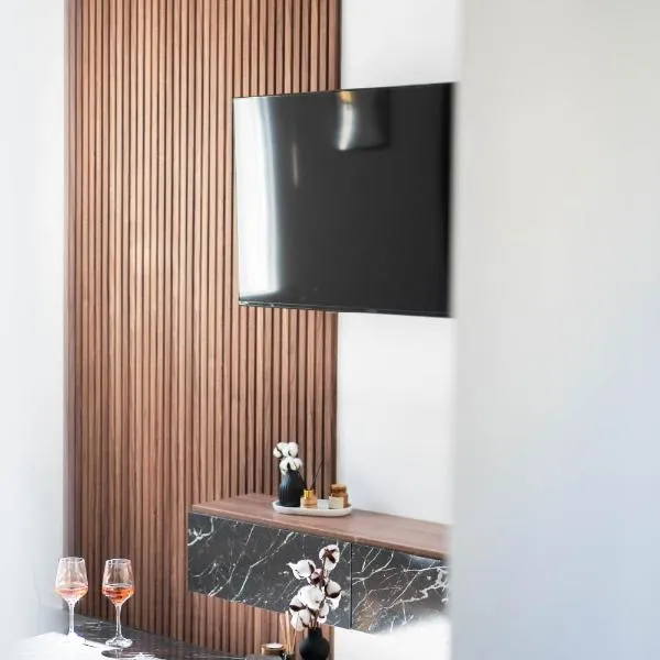 Santa Rosa Apartments，位于卡拉马塔的酒店