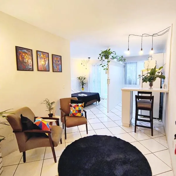 Quitinete Studio Serena para até duas pessoas，位于南卡希亚斯的酒店