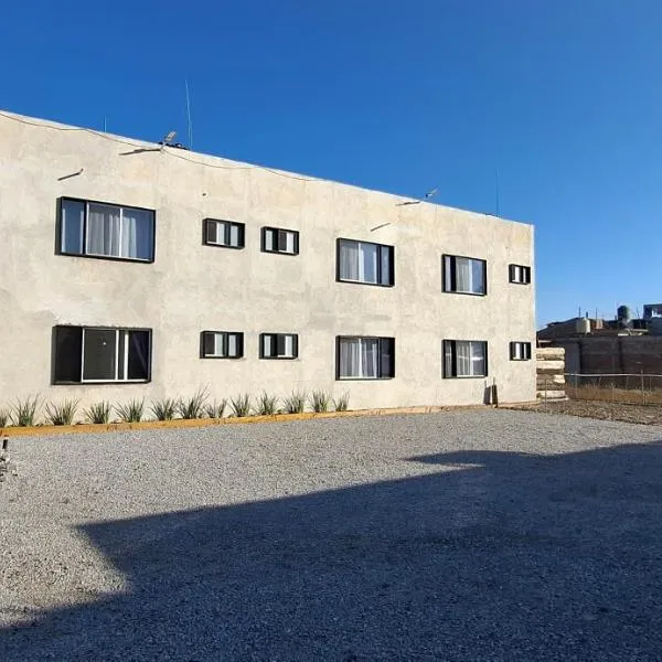 Hotel Caminos，位于奇格纳瓦潘的酒店