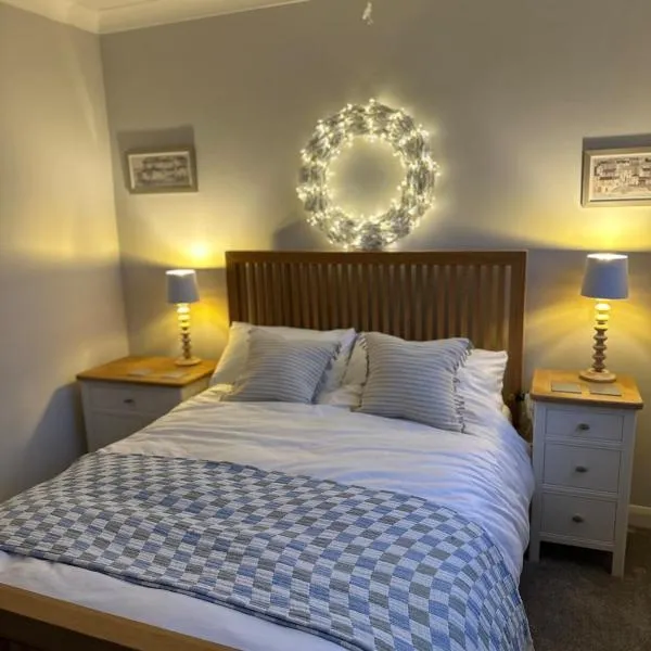 The Nook Holbeach town center 5 person 3 bed self catering，位于霍尔比奇的酒店