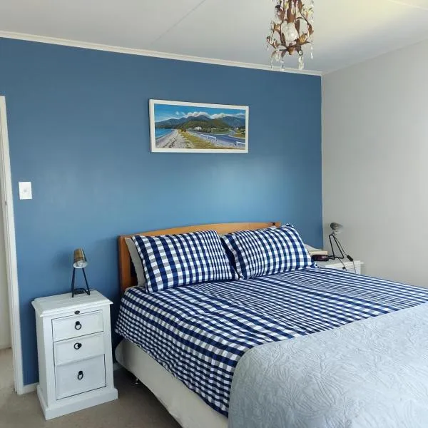 Three Doors Whole 3bdr Home Central Motueka，位于莫图伊卡的酒店