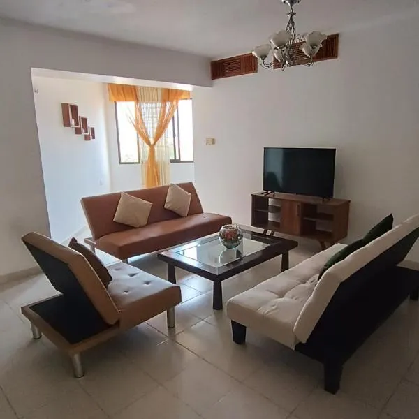 Comfortable and perfect location in Lechería，位于El Morto de Barcelona的酒店
