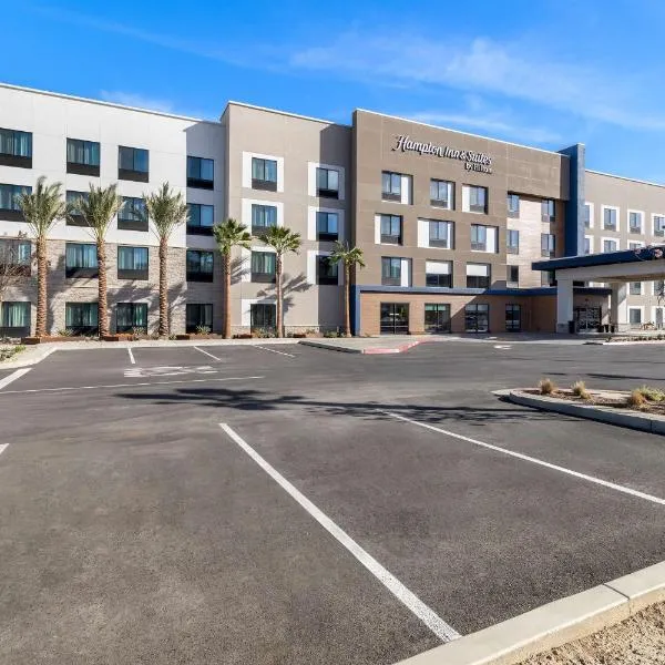 Hampton Inn & Suites Corona, Ca，位于科罗娜的酒店