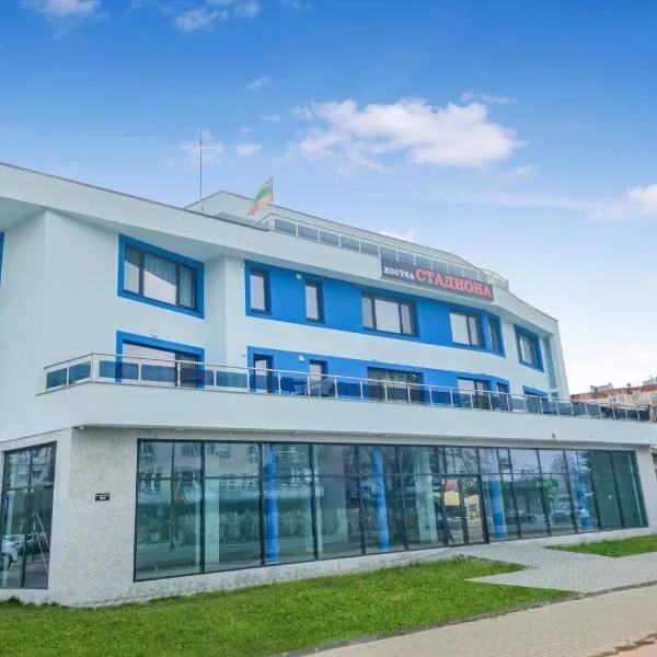 Хостел Стадиона，位于帕扎尔吉克的酒店