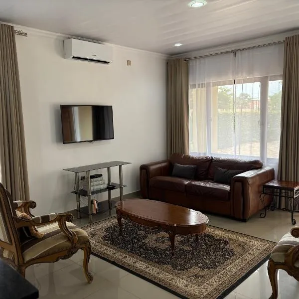 Villa Stone Apartments，位于卢萨卡的酒店