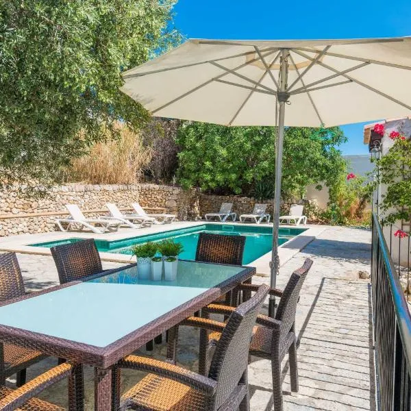 Ca N'Abrines，位于略塞塔的酒店