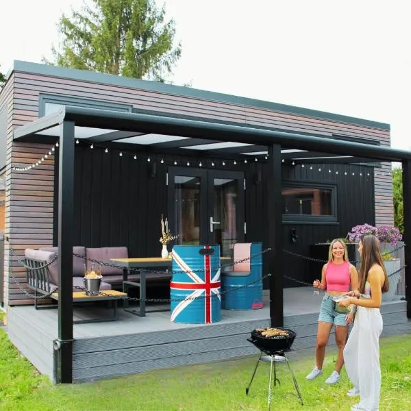 Sea Side Tiny House London，位于Salzhemmendorf的酒店