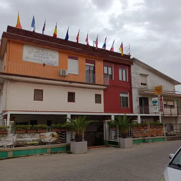 Albergo BELVEDERE，位于Santa Cristina Gela的酒店