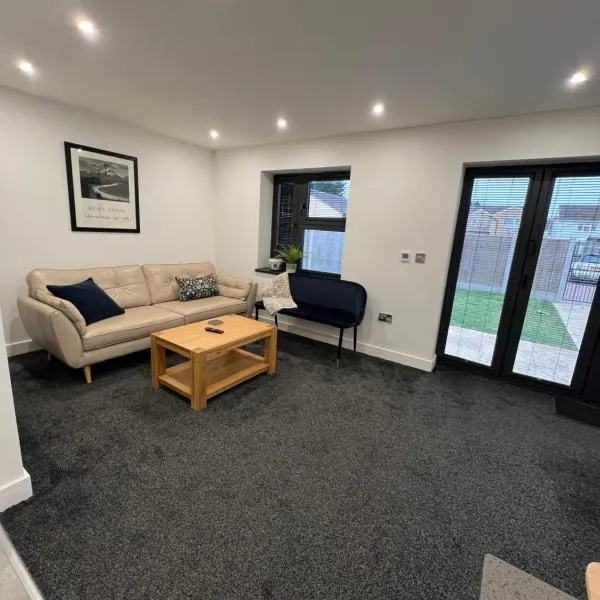 The Homely Retreat Spacious Ground Floor Flat Near Oxford City Centre, Free Parking，位于牛津的酒店