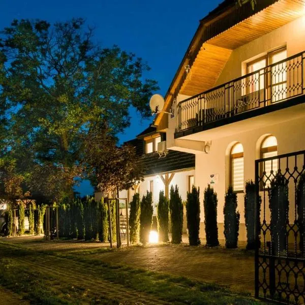 Diófa Apartman，位于凯斯特海伊的酒店