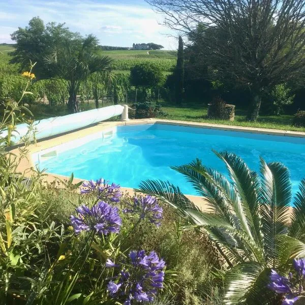 Maison Girondine au milieu des vignes du Château d Yquem avec belle vue，位于普雷尼亚克的酒店