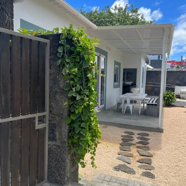 Malena Guest House，位于格兰贝伊的酒店