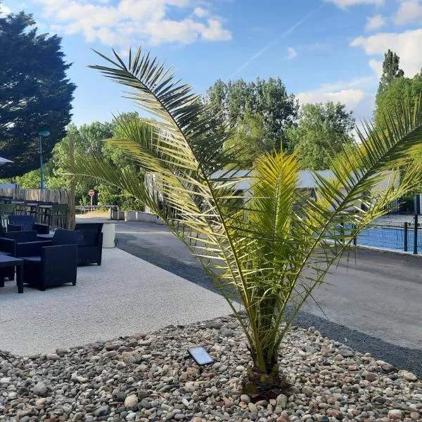 Camping Le Moulin des Effres，位于Secondigny的酒店