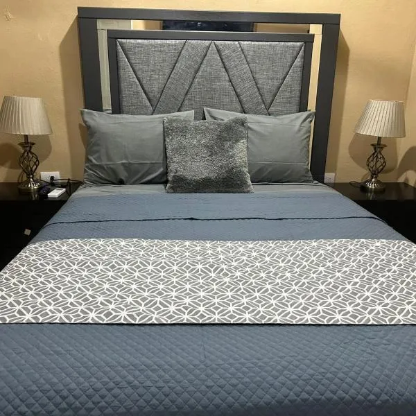 Hotel Las Flores Campeche，位于坎佩切的酒店