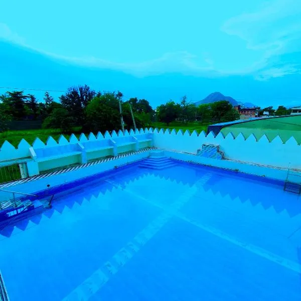 The Triple Seven - A Luxury Boutique hotel best Mountain view in Pushkar，位于布什格尔的酒店