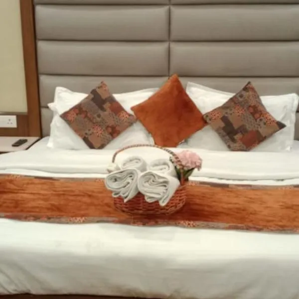 Hotel The Pine Villa，位于穆索里的酒店