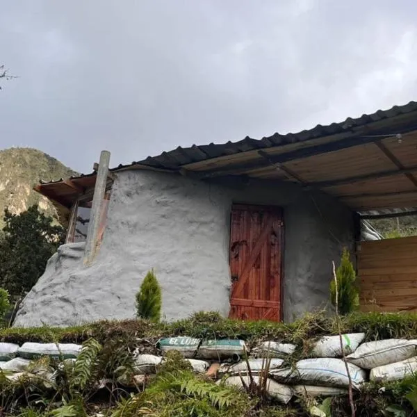 casita al reves Mirador cabañas，位于Sesquilé的酒店