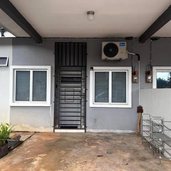 Izani Homestay，位于Bandar  Pusat Jengka的酒店