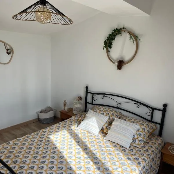 Chambre et salle de bain indépendantes，位于Lisle-sur-Tarn的酒店