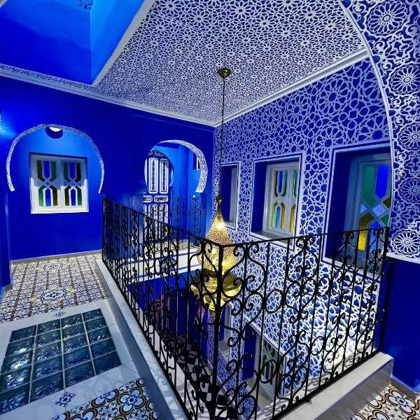 RIAD CHENGLI 蓝城里，位于舍夫沙万的酒店