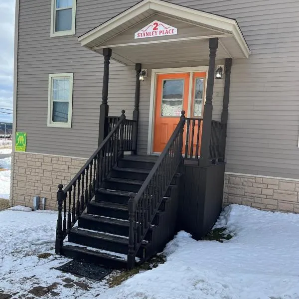 Stanley House Motel,位于克拉伦维尔的酒店