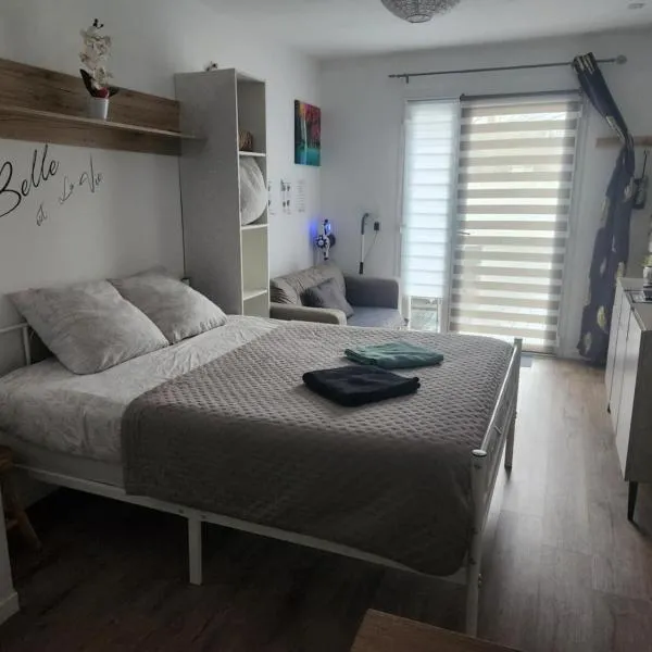 Studio Le KA-PHI，位于Troarn的酒店