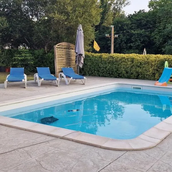 Family Vacation Casita，位于罗列特海岸的酒店