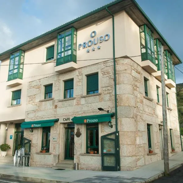 奥普鲁索旅馆，位于Carnota的酒店