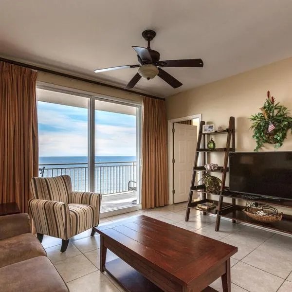 Splash Ocean-front Luxury Two-bedroom Beach Condo，位于巴拿马城海滩的酒店