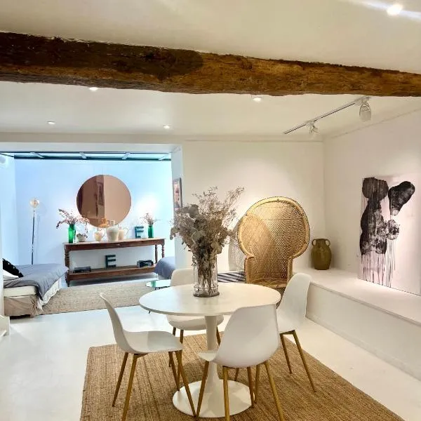 Loft atelier quatre，位于于塞勒的酒店