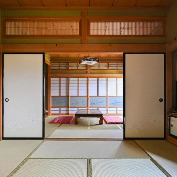 Koh plus 香プラスRyokan-Style Stay Just 4 Minutes from Chino Station，位于茅野的酒店