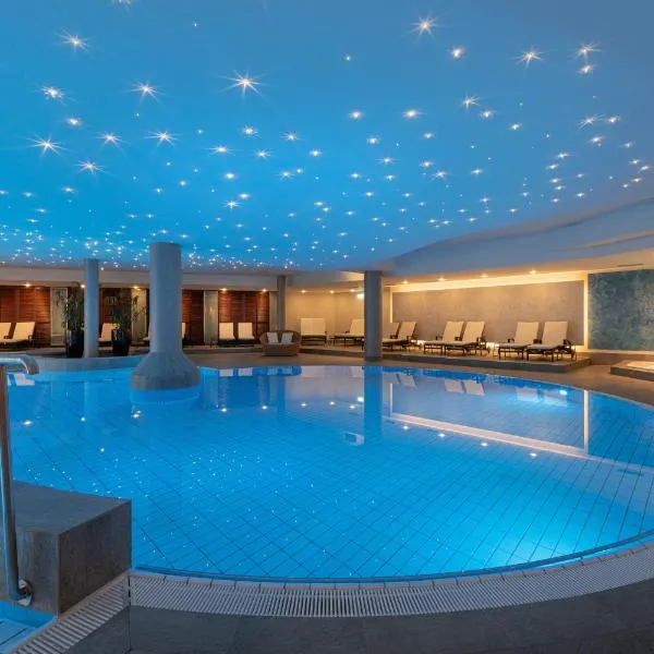 Hotel Sonnengut Wellness - Therme - Spa，位于巴特比恩巴赫的酒店