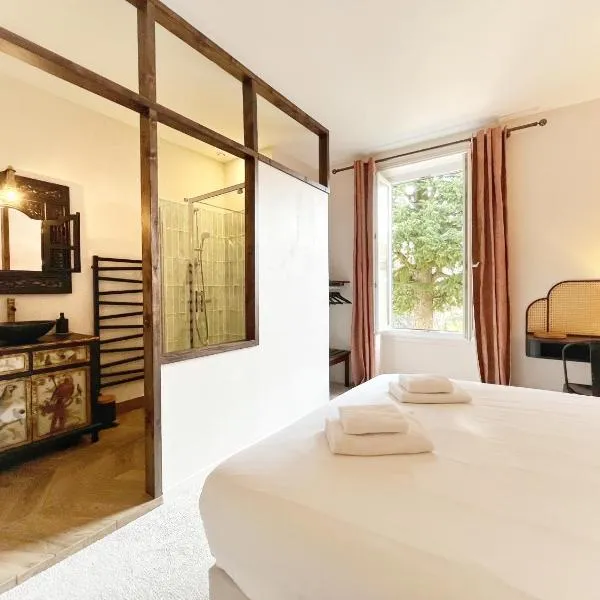 La Maison Voyage Bed and Breakfast，位于翁赞的酒店