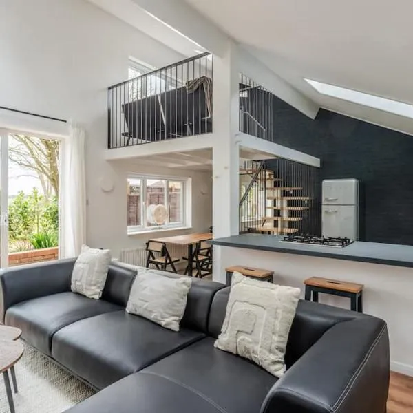 Luxury self contained one bedroom - Sawbridgeworth，位于舍恩的酒店