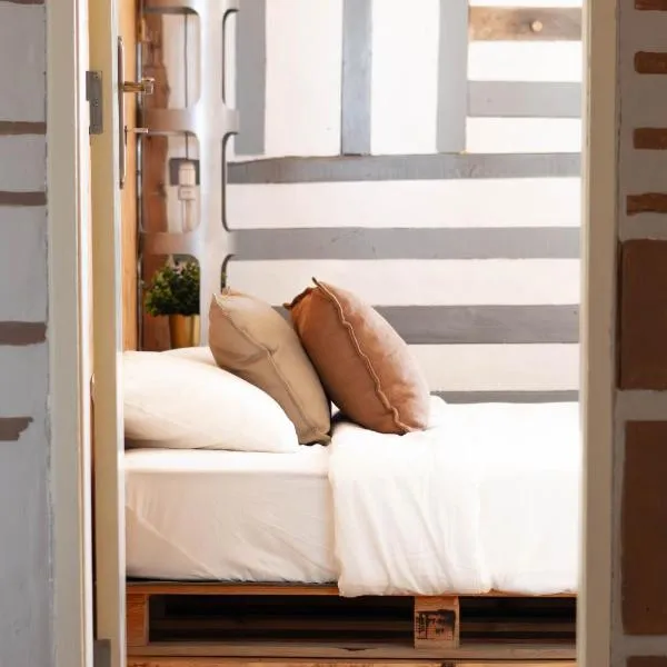 Eco Hostel - Tribo da Praia，位于费雷尔的酒店