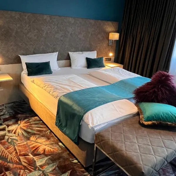 Appartementhotel Cura Bad Füssing，位于巴特法兴格的酒店
