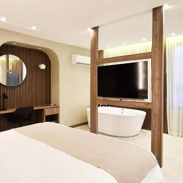 Botanico Hotel y Spa，位于Caucasia的酒店